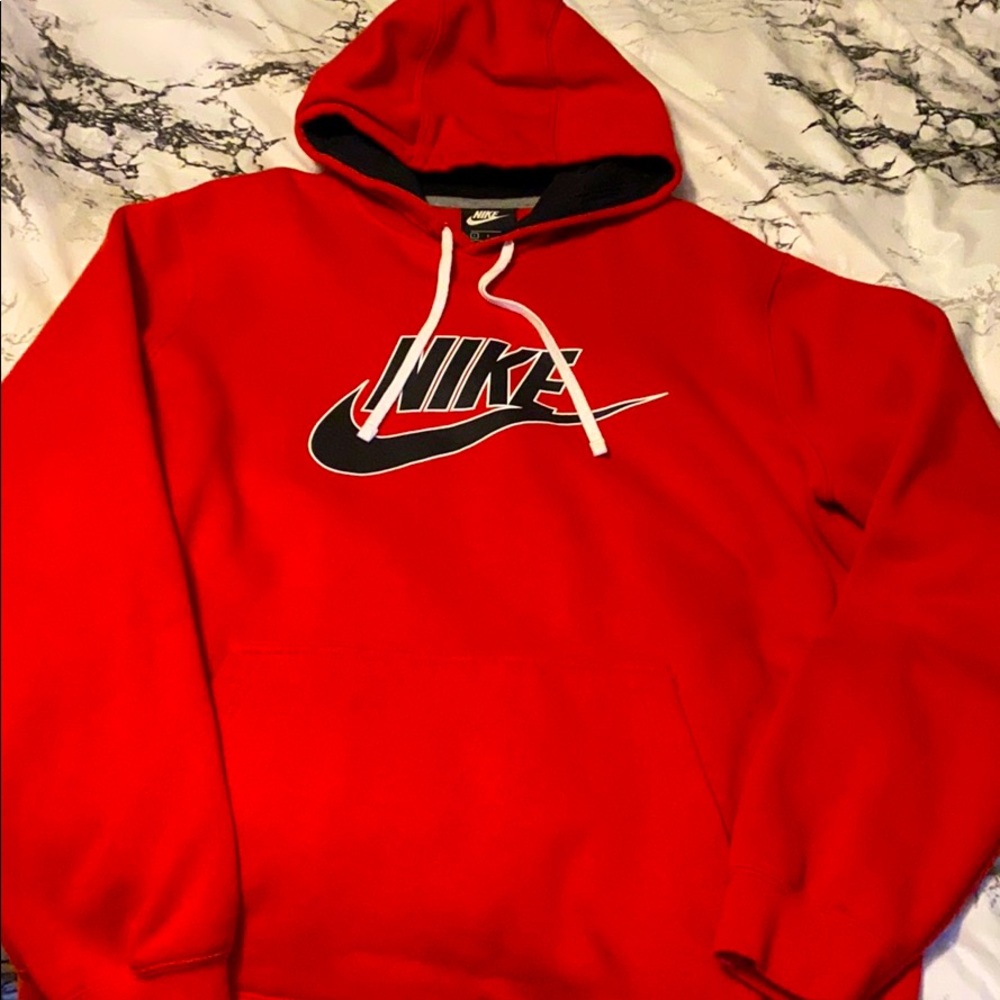 Men’s Nike Hoodie Large